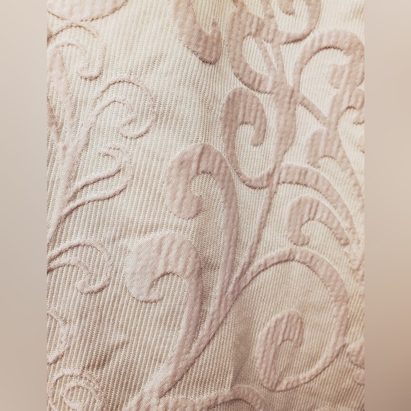 Fieldcrest Texturized Brocade Patterned Shower Curtain - Picture 8 of 10